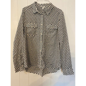 American Eagle Outfitters Womens Blouse Black Chevron Long Sleeve Button Cuff L